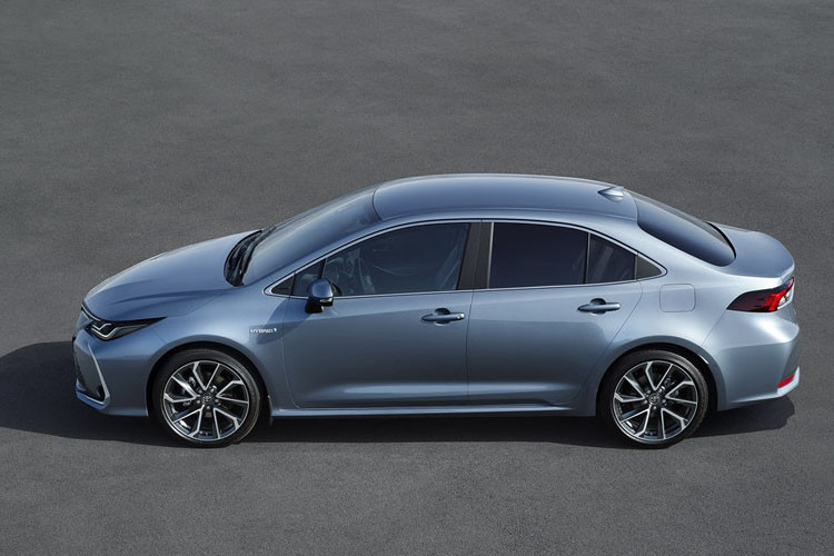 Corolla sedan 2020 sẽ lên kệ tại Bắc Mỹ vào mùa xuân 2019, các thị trường khác vào nửa cuối năm.