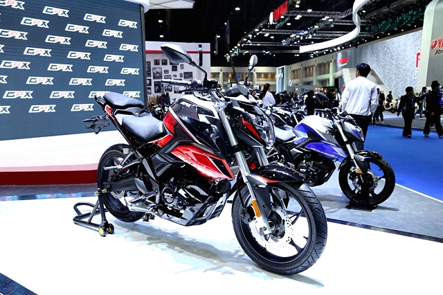 Hãng xe máy của Thái Lan, GPX vừa trình làng mẫu môtô GPX Razer 220 mới với thiết kế nhiều điểm khác biệt tại Triển lãm Bangkok 2018.