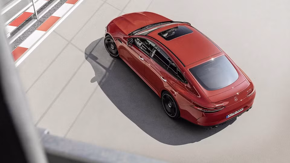 Mercedes-AMG chưa công bố thời điểm ra mắt GT 43 tại Mỹ, nhưng cho biết mẫu GT 63 và GT 63 S sẽ cập bến vào đầu năm tới. GT 53 sẽ xuất hiện vào giữa năm 2019.