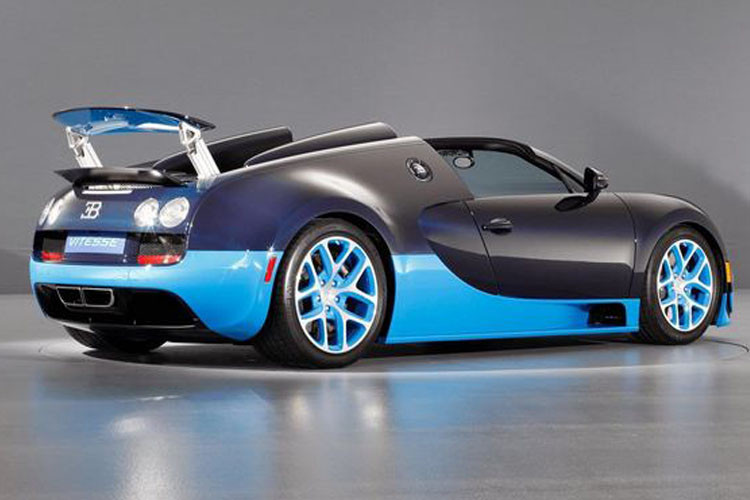 Xét về thực tế, giá xe Bugatti Veyron được bán ra từ 16/4/2008 còn ở điều kiện tốt sẽ ở mức không dưới 950.000 USD – nghĩa là gấp hơn 6 lần giá bộ nội thất mới tinh này.