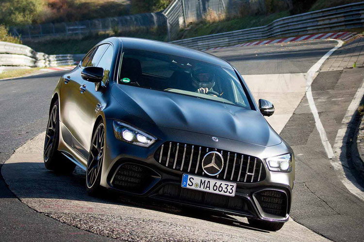Mới đây mẫu xe Mercedes-AMG GT 63 S 4-Door 2019 mạnh nhất của dòng GT 4-Door đã hoàn thành 1 vòng đua phía Bắc đường đua “Địa ngục xanh” Nurburgring với thời gian 7:25:41 giây, với thành tích này khiến nó trở thành chiếc xe 4 cửa 4 chỗ nhanh nhất thế giới.