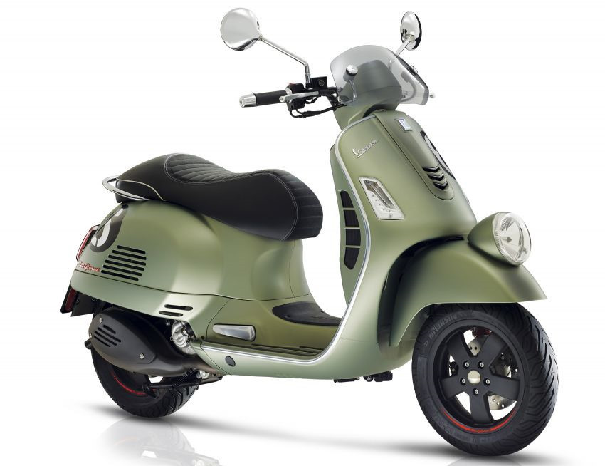 Vespa Sei Giorni mang động cơ 300 cc với công suất 21 mã lực tại 7.750 vòng/phút và mô-men xoắn 22 Nm tại 5.000 vòng/phút. Xe có màu sơn Verde Matt (xanh lá cây mờ) rất lạ mắt.