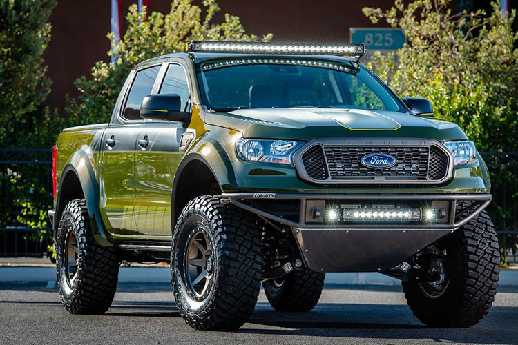 Bản độ Baja-Forged của LGE CTS là chiếc Ranger hiếm hoi không được trang bị hệ thống treo từ BDS và Fox. Xe chỉ được nâng cấp phuộc với giảm xóc điều chỉnh từ xa và các tay đòn nhôm CNC.