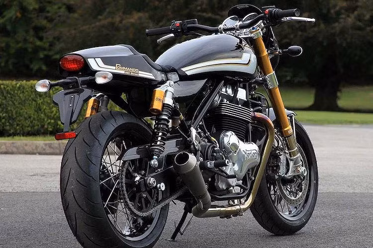 Mức giá xe Norton Commando 961 Street là 17.950 Bảng Anh (khoảng 535,4 triệu đồng). Đặc biệt, Norton sẽ chỉ sản xuất đúng 50 chiếc Commando 961 Street.