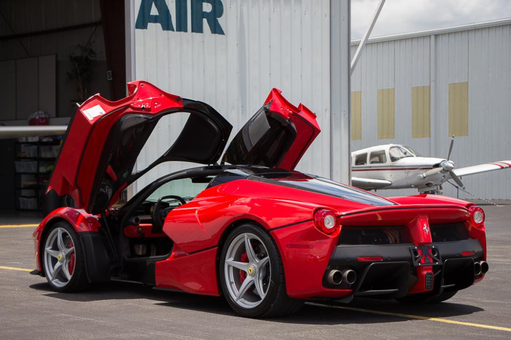 Tuy nhiên điều đáng nói là dù rao bán với mức giá thầu như vậy nhưng đơn vị rao bán lại không đồng ý cho khách hàng nào có ý định thầu mua mà muốn trao đổi trực tiếp để bán thẳng. Nguyên nhân có thể đến từ việc họ muốn tìm các đại gia chịu bỏ ra số tiền cao hơn một chút. 