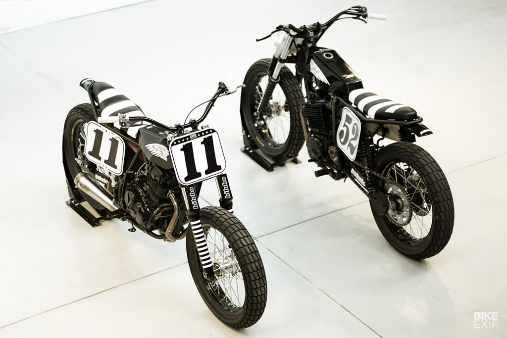 Về cơ bản hai chiếc xe này được độ ngoại hình khá giống nhau. Tuy nhiên theo chia sẻ của Phonz chúng có đặc tính khác nhau theo tính cách, sở thích mang tính cá nhân của mỗi người.