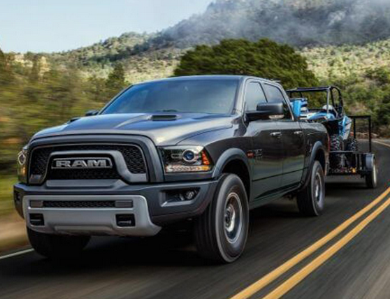 Thông số này vượt trội hơn về sức kéo so với đối thủ Ram 1500 sử dụng động cơ V6 3.0L EcoDiesel có mô-men xoắn tối đa 556Nm.
