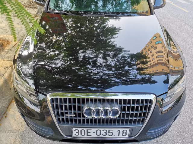 Mẫu xe này sử dụng động cơ 2.0L TFSI và hộp số tự động 7 cấp ly hợp kép S Tronic. Tốc độ tối đa mà xe có thể đạt được là 222 km/giờ và chỉ mất 7,2 giây để tăng tốc từ 0-100 km/giờ.