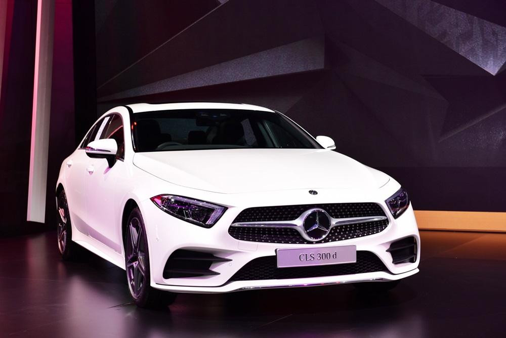 Mercedes-Benz CLS 2019 tại thị trường Thái Lan sử dụng động cơ diesel 4 xi-lanh, dung tích 2.0 lít với công suất tối đa 245 mã lực và mô-men xoắn cực đại 500 Nm.