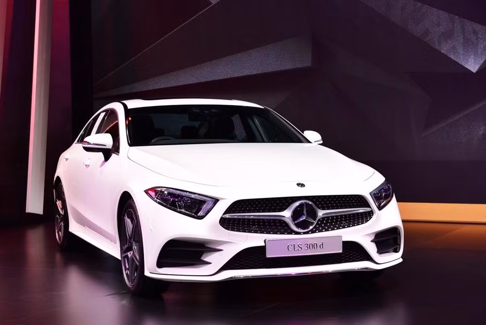 Mercedes-Benz CLS 2019 tại thị trường Thái Lan sử dụng động cơ diesel 4 xi-lanh, dung tích 2.0 lít với công suất tối đa 245 mã lực và mô-men xoắn cực đại 500 Nm.