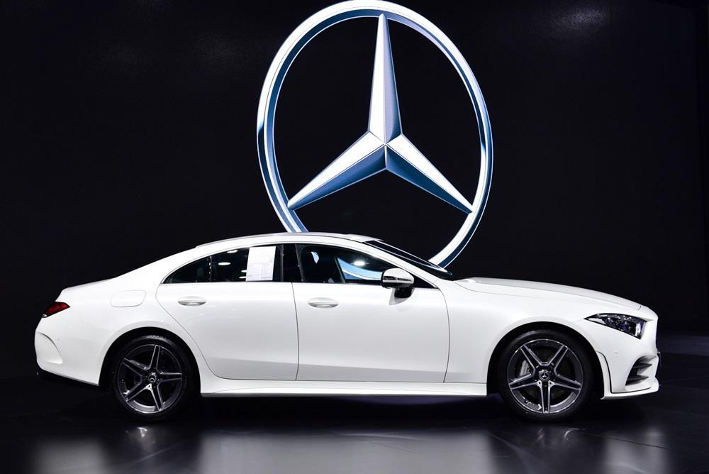 Tại thị trường Thái Lan, mẫu CLS300d AMG Premium được bán với giá khởi điểm 4,98 triệu Baht (khoảng 3,63 tỷ đồng).