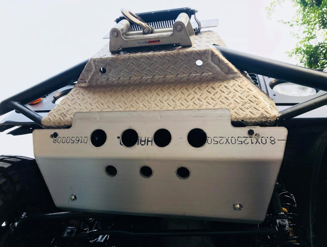 Đầu xe gây ấn tượng với phuộc Nitrocharger Sport và lò xo OME nâng gầm 2.