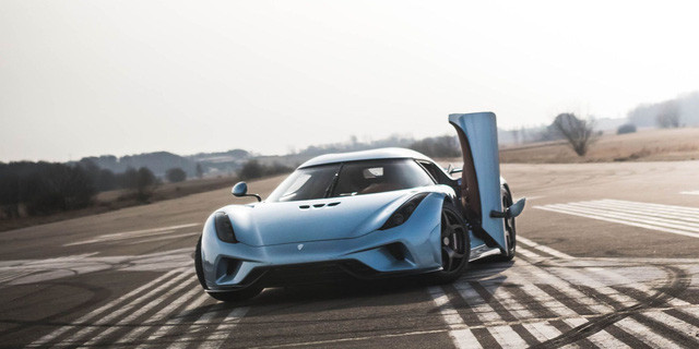 Siêu xe Koenigsegg Regera đắt đỏ giá tối thiểu đến 2 triệu USD/chiếc thì việc được trang bị chiếc chìa khóa tiền tỷ như vậy cũng được cho là xứng tầm.