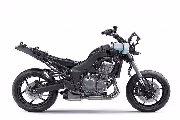 Hãng xe máy Kawasaki vẫn trang bị cho Versys 1000 phuộc trước dạng USD với đường kính ti trong 43mm và phuộc sau monoshock của Showa. Versys 1000 tiếp tục sử dụng cặp mâm 3 cánh chữ Y của thế hệ cũ và người anh em naked-bike.