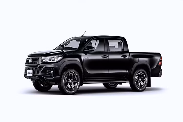 Nguyên mẫu của bản độ Hilux TRD Black Rally Edition này dựa trên phiên bản Toyota Hilux 2019 facelift.