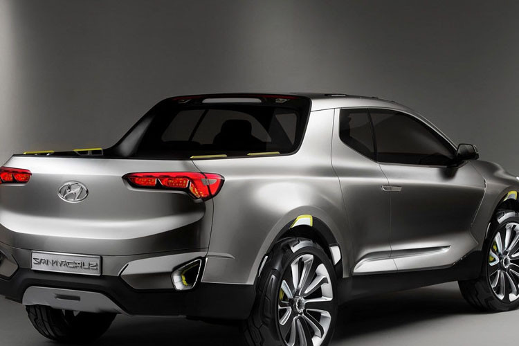 Động cơ của Hyundai Santa Cruz được dự đoán sẽ tạo ra công suất 185 mã lực và mô-men xoắn 241 Nm giống với Hyundai Sonata, trong khi đó động cơ tăng áp có công suất 201 mã lực và mô-men xoắn 264 Nm tương đương với Hyundai Elantra Sport.