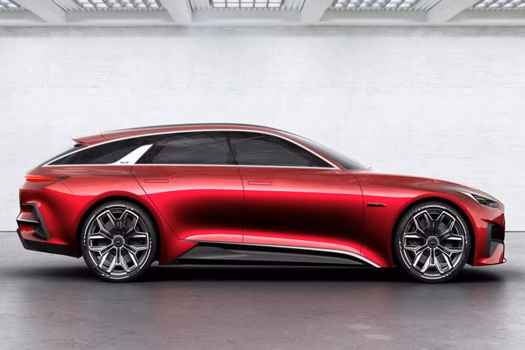 Theo đó, Hatchback Kia ProCeed 2019 lai giữa Ceed hatchback và Ceed Sportswagon nhưng vẫn giữ thiết kế thân chia làm ba phần riêng rẽ.