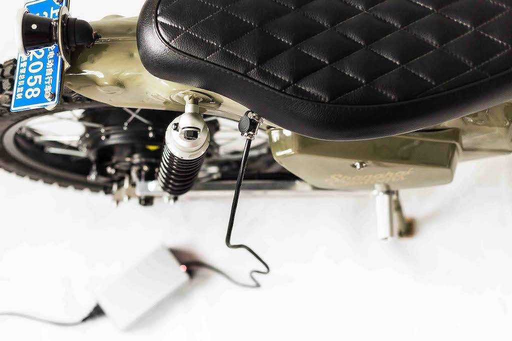 ... chính vì thế việc độ chiếc Honda Super Cub chạy điện này là ý tưởng rất phù hợp với thực tế và được kỳ vọng sẽ phát triển mạnh mẽ.