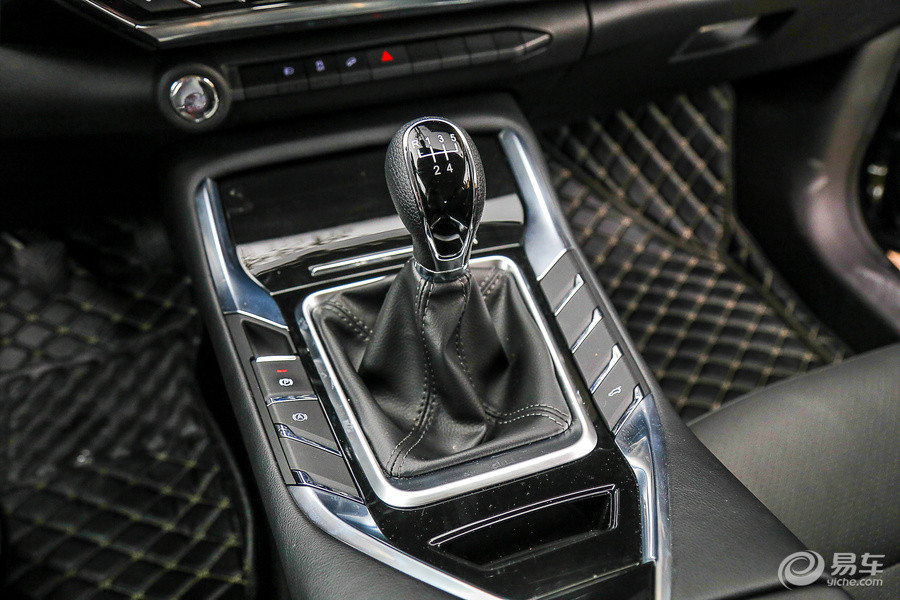 Xe được trang bị động cơ máy xăng 4 xi-lanh, tăng áp, dung tích 1,5 lít, sản sinh công suất tối đa 156 mã lực.