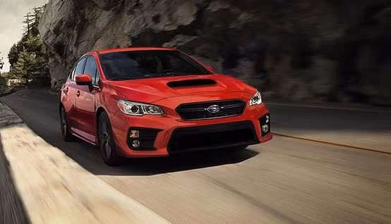 Với khả năng tăng tốc 0-96 km/h chỉ khoảng 4,5 giây Subaru WRX STI 2018 được đánh giá là một trong những mẫu xe sedan mạnh mẽ không khác gì một siêu xe thực thụ. Xe đạt công suất 310 mã lực nhờ vào động cơ Boxer 2.5L tăng áp. Mức giá 36.095 USD được cho là khá phù hợp.