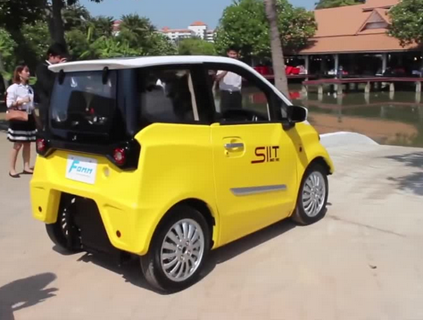 FOMM One nặng 630 kg, sử dụng pin lithium-ion 12 kWh nạp năng lượng cho 2 động cơ 5 kW trong bánh xe trước.