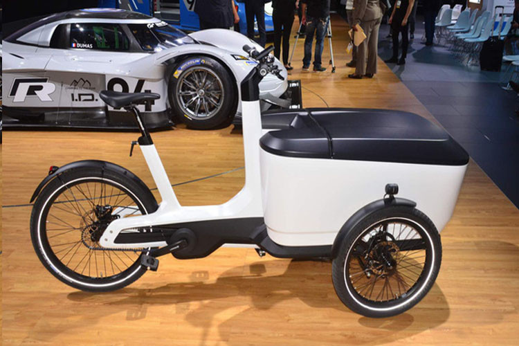Volkswagen miêu tả xe điện Cargo e-Bike là phương tiện phục vụ điểm cuối, có thể tới những nơi mà ô tô không thể đến, như những con phố nhỏ, hay các khu vực dành cho người đi bộ. Nó được thiết kế để dùng trong các khu vực đô thị, trong khuôn viên nhà máy, hoặc khách sạn, resort...