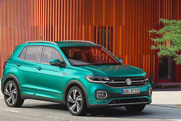 Mẫu xe Volkswagen T-Cross mới được phát triển dựa trên nền tảng khung sàn MQB A0 của tập đoàn Volkswagen - hiện cũng đang nằm phía sau lớp vỏ của các dòng xe mini như Volkswage Polo hay Audi A1.