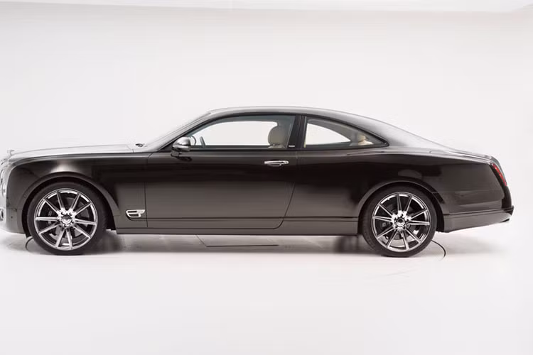 Dòng siêu xe sang Bentley Coupe đã bị khai tử từ năm 2009 khi Bentley trình làng dòng Mulsanne. Trước đó, Bentley ngừng sản xuất Brookland, mẫu coupe hạng sang phát triển trên nền tảng mui trần Bentley Azure.