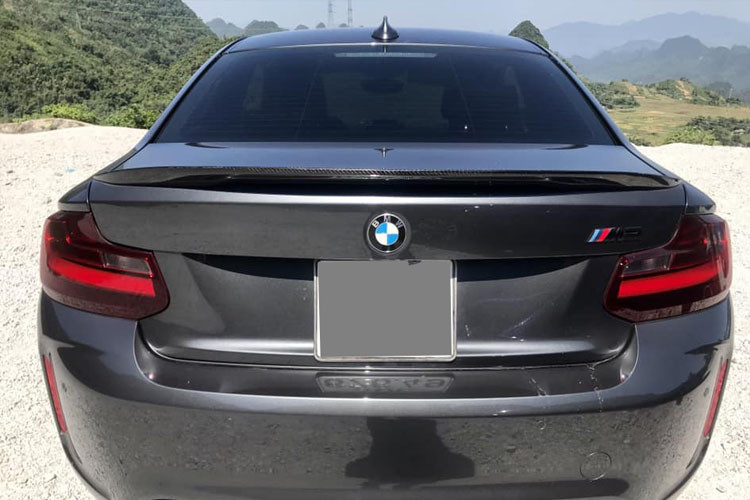 Động cơ được sử dụng chung với hai dòng xe thể thao khác là M3 và M4.