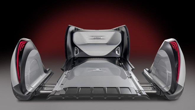 Khung gầm của Vision Urbanetic đóng một vai trò quan trọng trong bản concept. Nền tảng xe hơi pin-điện này còn có khả năng tự động hóa toàn diện, và nó được thiết kế để có thể kết hợp với nhiều loại thân xe khác nhau nhằm phục vụ nhiều mục đích khác nhau...