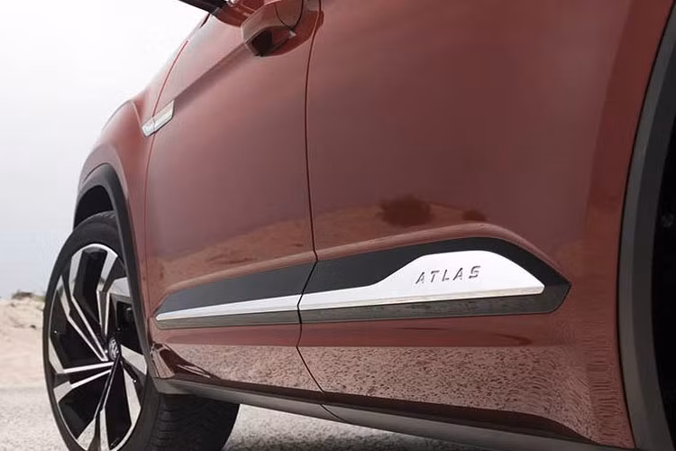 Các chi tiết thiết kế trên xe đều rất đẹp và tinh tế.