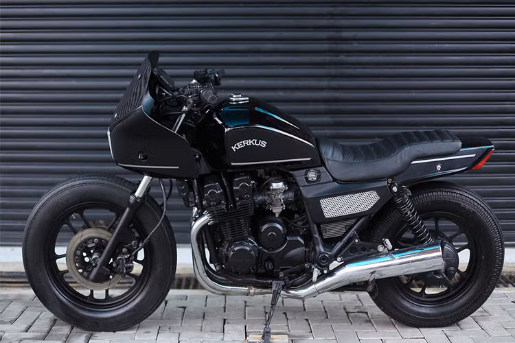 Toàn bộ đèn xi nhan trước sau là dạng LED tạo phong cách hiện đại hơn.