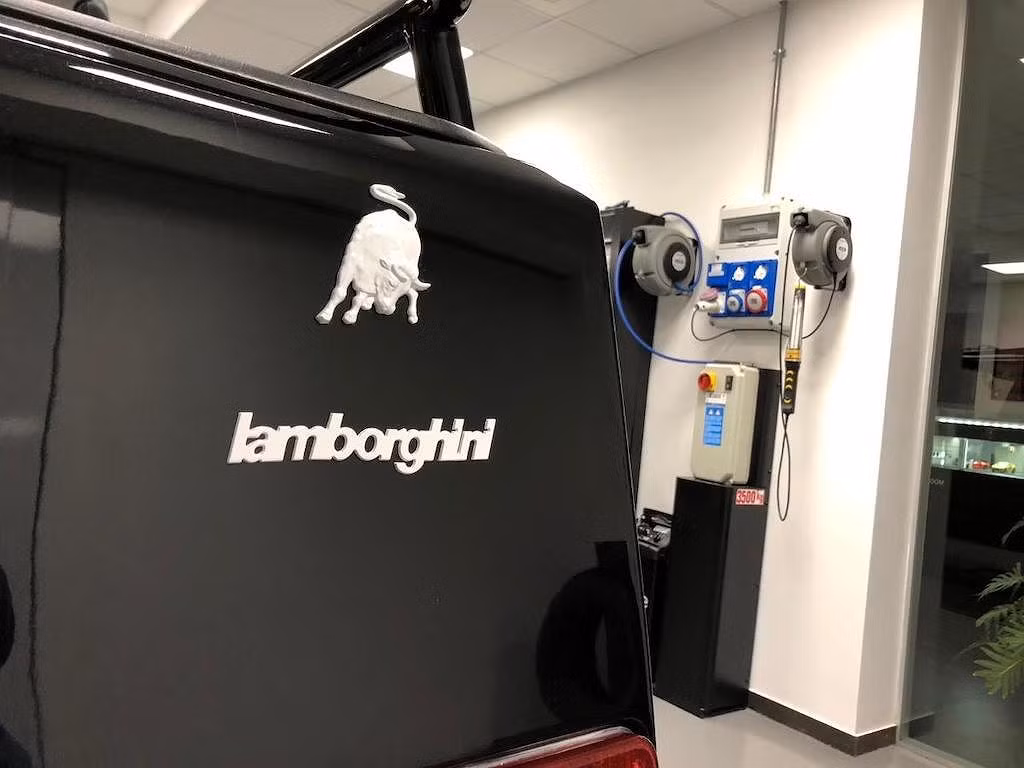 Việc phục chế mỗi chiếc Lamborghini được tuân thủ đúng như cách mà trước đây chúng từng được tạo ra lần đầu ở nhà máy.