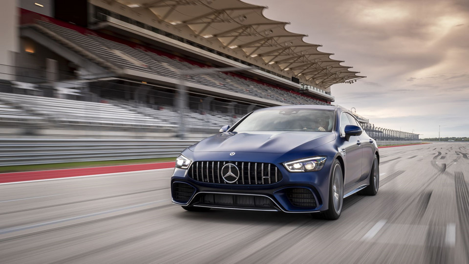 Bên cạnh 3 biến thể cũ là AMG GT 53, AMG GT 63 và AMG GT 63S, ở phiên bản 2019, Mercedes-Benz bổ sung thêm biến thể AMG GT 43 4MATIC+ cho dòng siêu sedan này. Trong đó phiên bản GT 63S cao cấp nhất sẽ có giá từ 159.000 USD (khoảng 3,7 tỷ).