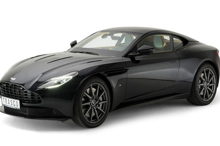 Chiếc xe Aston Martin DB11 2018 được bọc lớp giáp chống đạn bàn tay gia cố tài ba của hãng bọc thép hàng đầu nước Đức - Trasco. Xe phát triển từ concept bọc giáp hạng nhẹ A-Kip (chống bắt cóc) giúp bảo vệ xe trước tấn công súng ngắn, bắt cóc, trộm xe hoặc trộm đồ có giá trị.