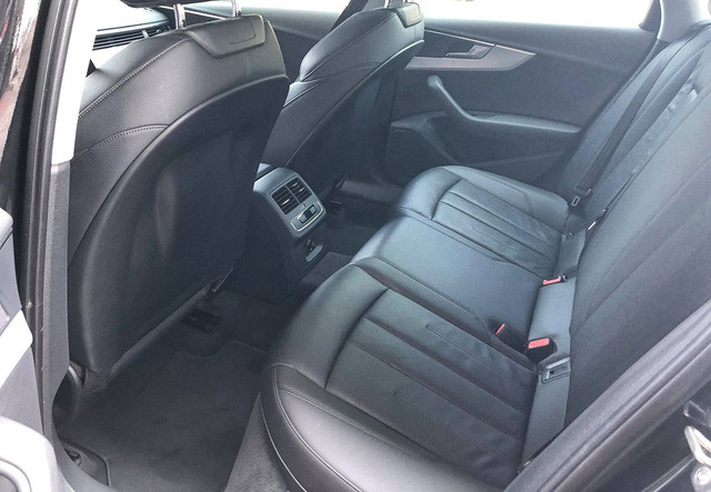 Khoang hành khách khá rộng. Nguồn ảnh: H3T Auto Việt Nam