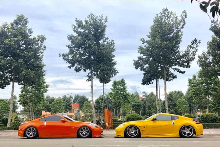 Ngoại hình xe thể thao Nissan này vẫn còn rất mới và bắt mắt.