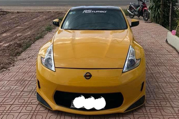 Chiếc Nissan 370Z hàng hiếm này được trang bị động cơ V6, dung tích 3,7 lít, sản sinh công suất cực đại 333 mã lực tại vòng tua 7.000 vòng/phút và mô-men xoắn cực đại 363 Nm tại vòng tua 5.200 vòng/phút.