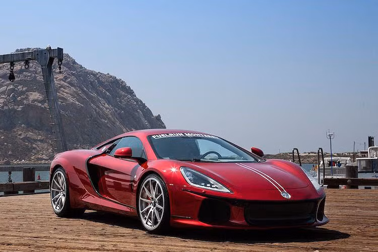 Chiếc siêu xe ATS GT mới có giá bán mỗi chiếc lên tới 740.000 USD (khoảng 19,8 tỷ đồng) gây bất ngờ với thiết kế có kích thước tương đương Lamborghini Huracan nhưng sử dụng máy McLaren.