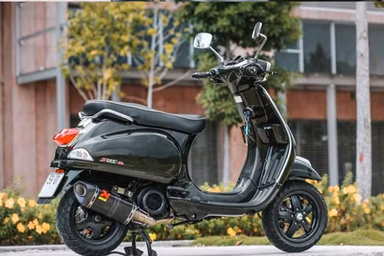 Chiếc xe được độ liền khiến nhiều người nhìn vào tưởng chừng nhưng không có thay đổi nhiều so với nguyên bản.