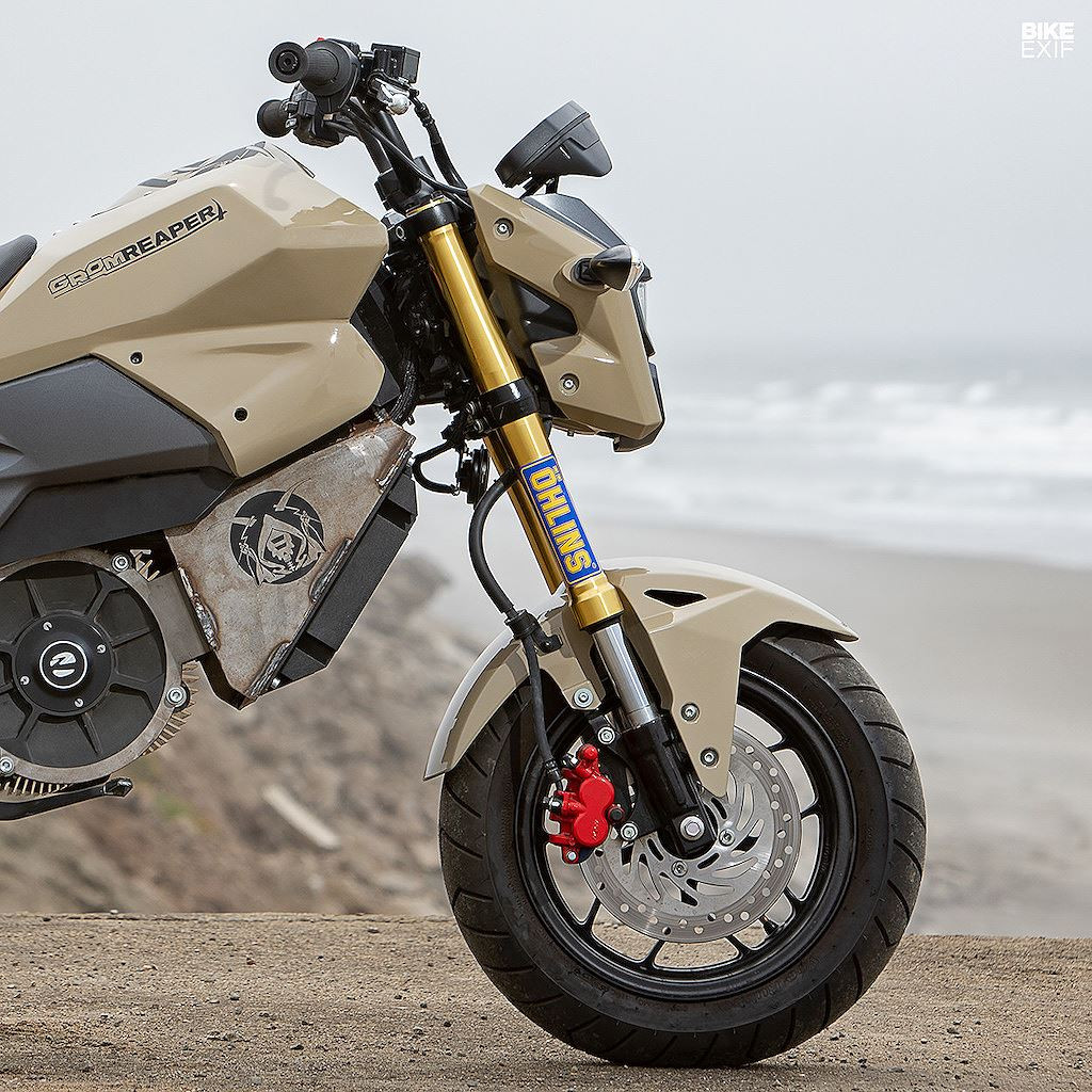 Một vài chi tiết được thay đổi như việc sử dụng đĩa tải cỡ lớn với 55 răng cho bánh sau, có đường kính gần tương đương với mâm xe.