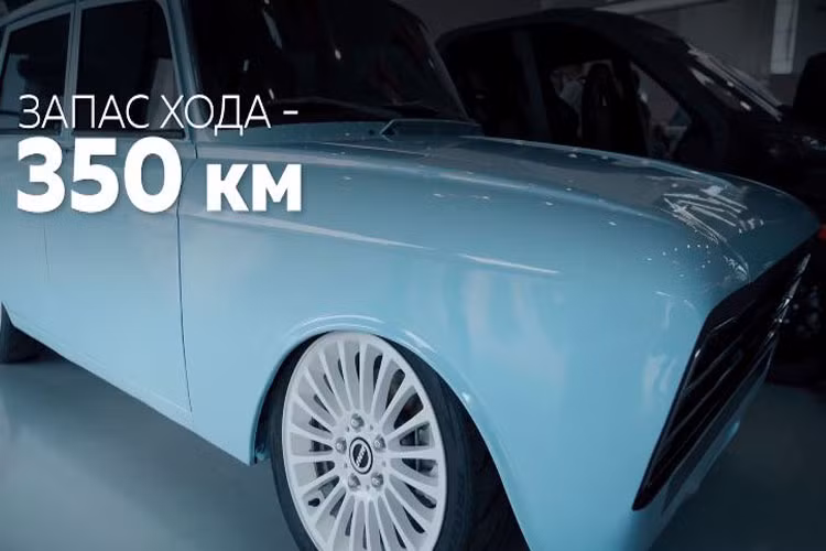 Dù vậy, hãng sản xuất Kalashnikov Nga tự tin cho rằng với những trang bị hiện đại thì chiếc CV-1 này đủ khả năng cạnh tranh lành mạnh với với các đối thủ như Tesla.