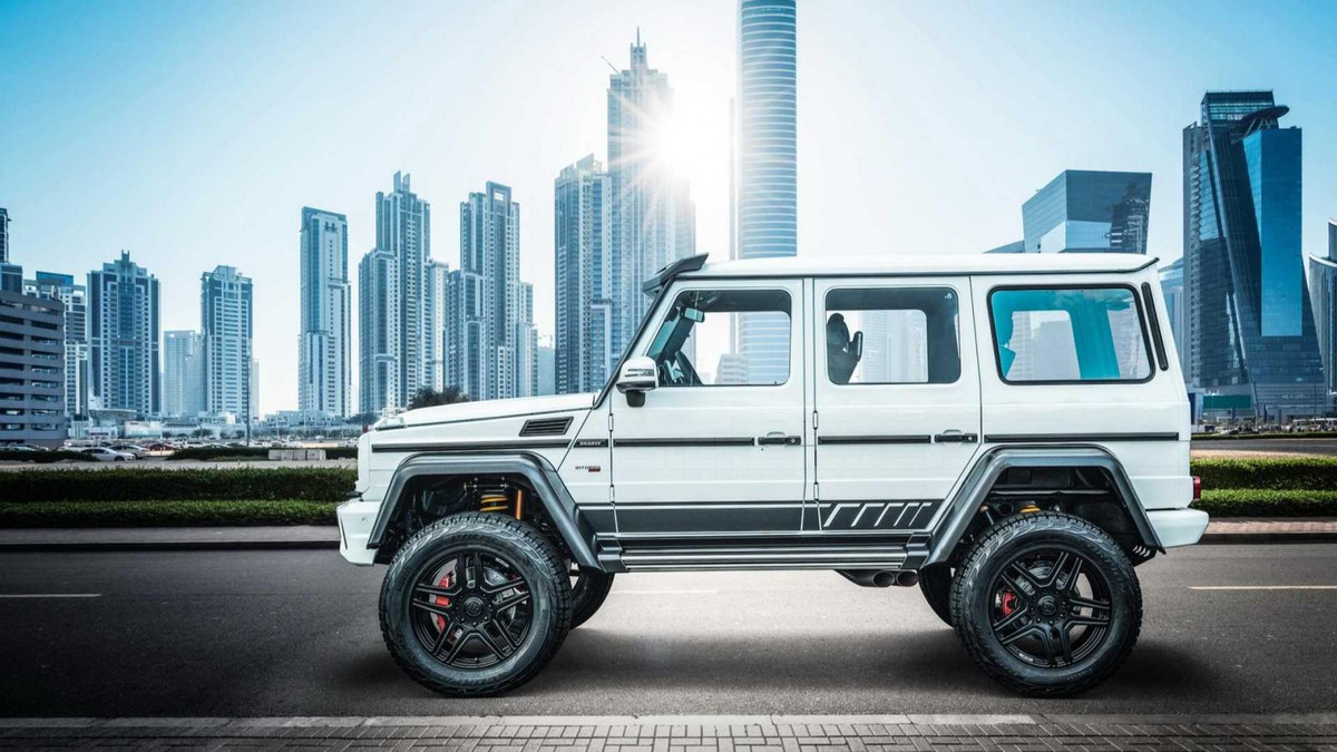 Khác với nguyên bản, Brabus 700 4x4² Final Edition cógầm cao hơn hẳn. Trên thực tế, gầm của Brabus 700 4x4² Final Edition nằm cách gần 610 mm so với mặt đất nhờ kiểu trục portal axle đặc trưng của xe off-road vốn nằm cao hơn ổ trục bánh xe và hệ thống treo điều khiển điện tử.
