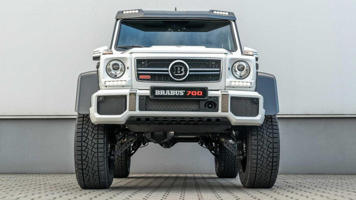 Brabus 700 4x4² Final Edition là phiên bản độ cuối cùng dành cho dòng Mercedes-Benz G-Class 2018. Xe gây chú ý với ngoại hình mạnh mẽ và nhiều trang bị mới khác với nguyên bản.