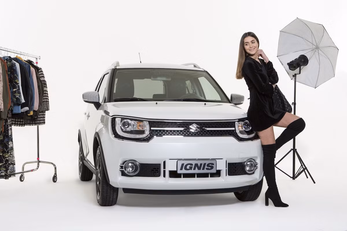 Lần ra mắt lần này, hãng xe hơi Suzuki chỉ giới thiệu phiên bản giới hạn xe cỡ nhỏ Ignis Ginza với 2 tùy chọn là bản động cơ 1.2L Hybrid 2WD và 1.2L Hybrid 4WD Allgrip.