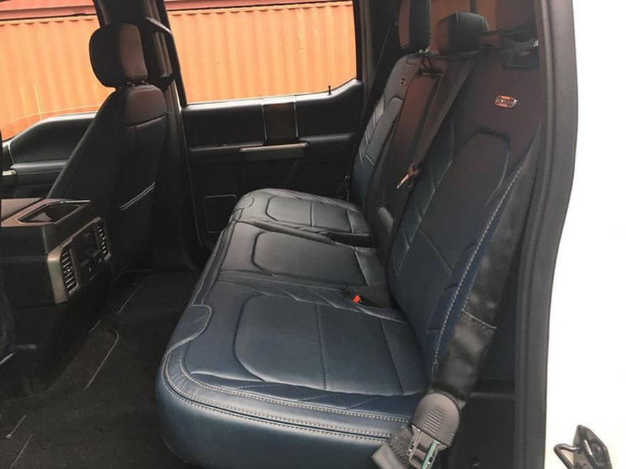 Tại Mỹ, F-150 Limited cập nhật được bán với giá khởi điểm từ 61.360 USD (khoảng 1,42 tỷ).