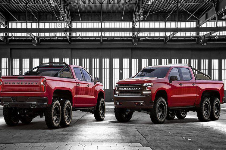 Hãng độ Mỹ Hennessey vừa công bố chiếc siêu bán tải độ Goliath 6x6 mới dựa trên cơ sở Chevrolet Silverado 2018 mới.