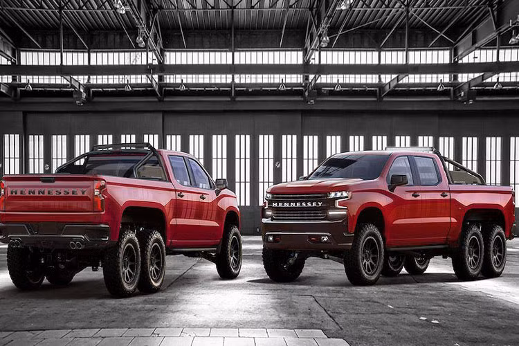 Hãng độ Mỹ Hennessey vừa công bố chiếc siêu bán tải độ Goliath 6x6 mới dựa trên cơ sở Chevrolet Silverado 2018 mới.