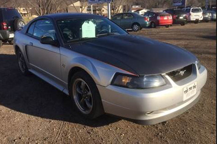 Ford Mustang “Rambo” quá xấu xí so với nguyên mẫu Ford Mustang từng rất nổi tiếng.