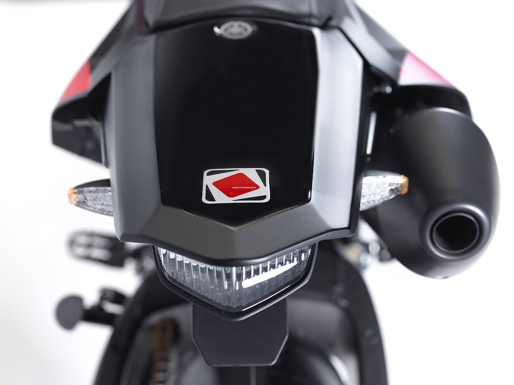 Hệ thống xả đặc chế và được bảo vệ bởi lớp phủ bằng sứ đặc biệt. Bằng kỹ năng của mình, hãng mâm này đã tinh chỉnh tối đa khiến trọng lượng ướt chỉ đạt 119kg, Rotobox Splice hứa hẹn sẽ đem tới hiệu năng vận hành cao.